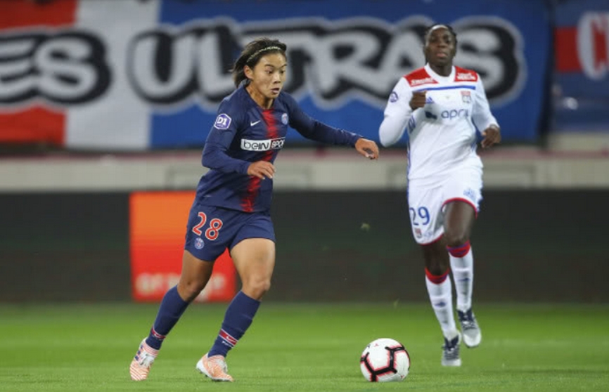  里昂女足四连冠创历史新纪录  