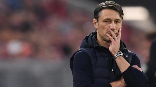 11 法兰克福主帅下课危机因平局暂缓解  